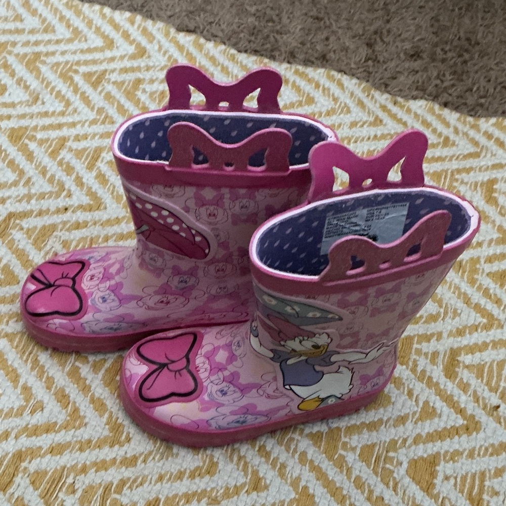 Pink Minnie Mouse Rain Boots - Picture 2 of 6